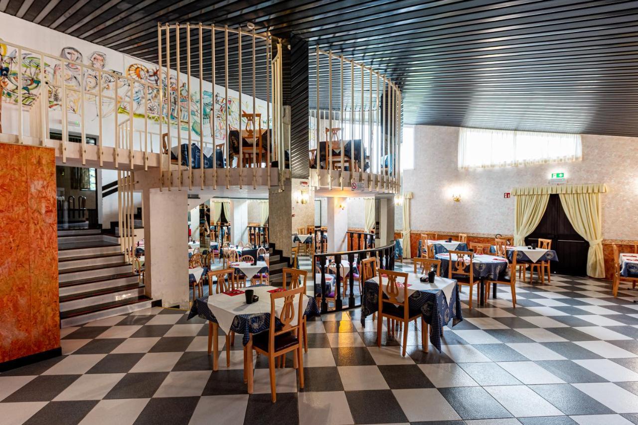 Hotel Villa Strassoldo "Ex Attianese Hotel Restaurant" Cervignano del Friuli Exteriér fotografie